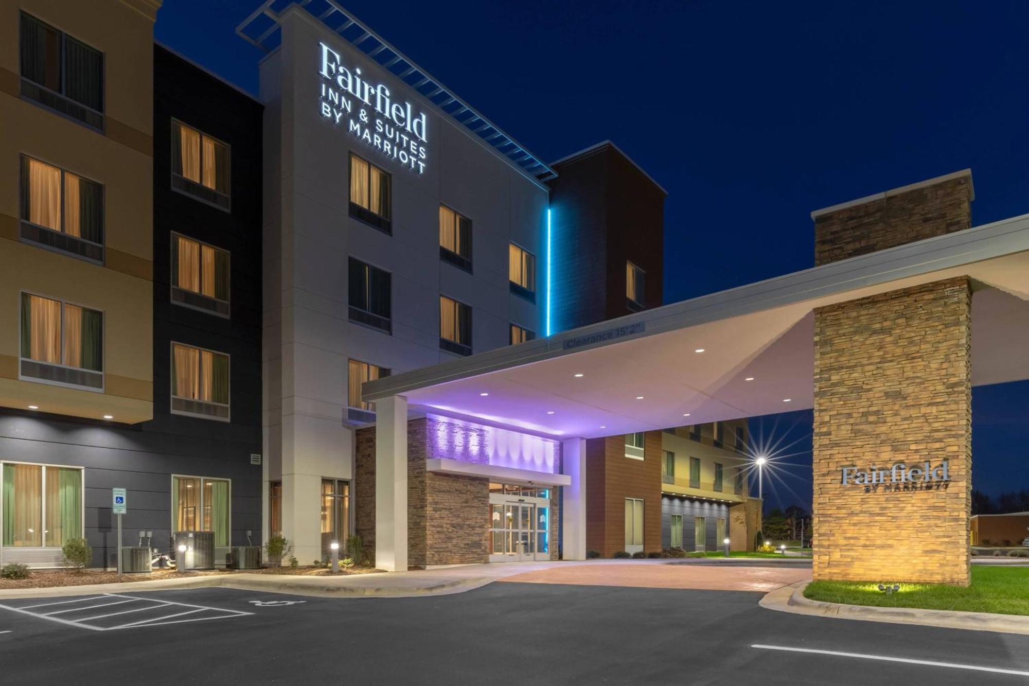 Fairfield Inn & Suites By Marriott Mebane Buitenkant foto